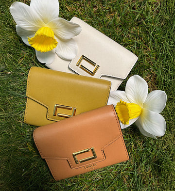 PURSES.
